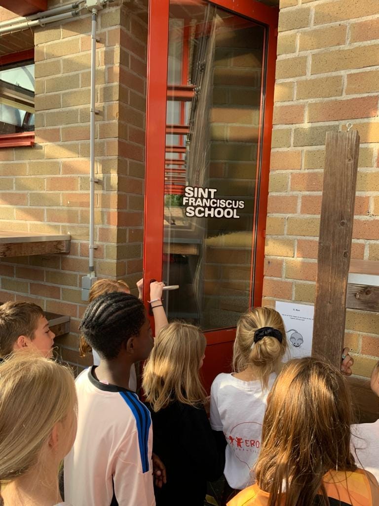 385032027_700954422083137_5968179244314985970_n