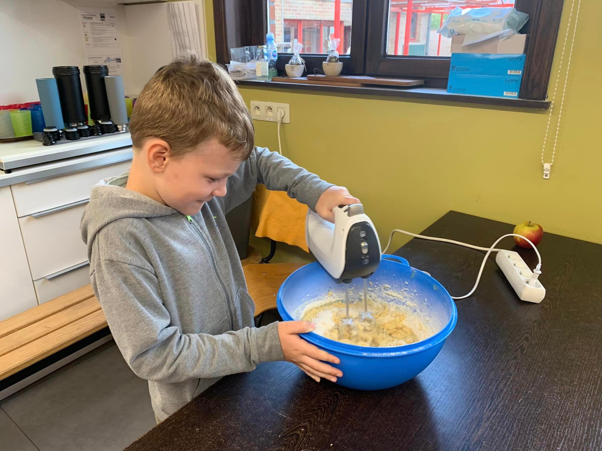 387042974_6904750962904440_2730171609889405240_n