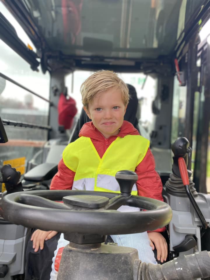 441899061_8491819154167882_6579408519578605031_n